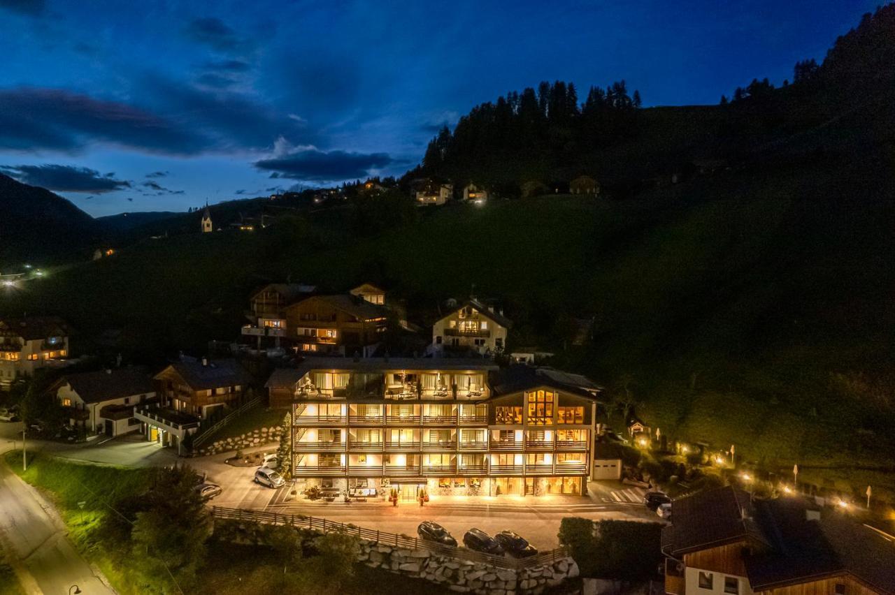 Hotel Alcialc Ла-Валле Экстерьер фото